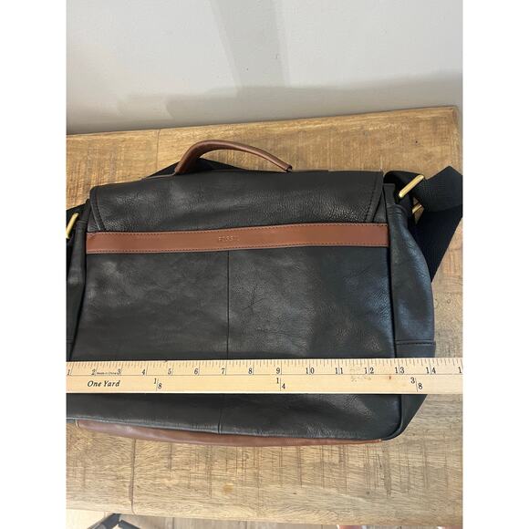 NWOT Fossil Evan Black Leather Commuter Bag Satchel Messenger - Picture 5 of 6